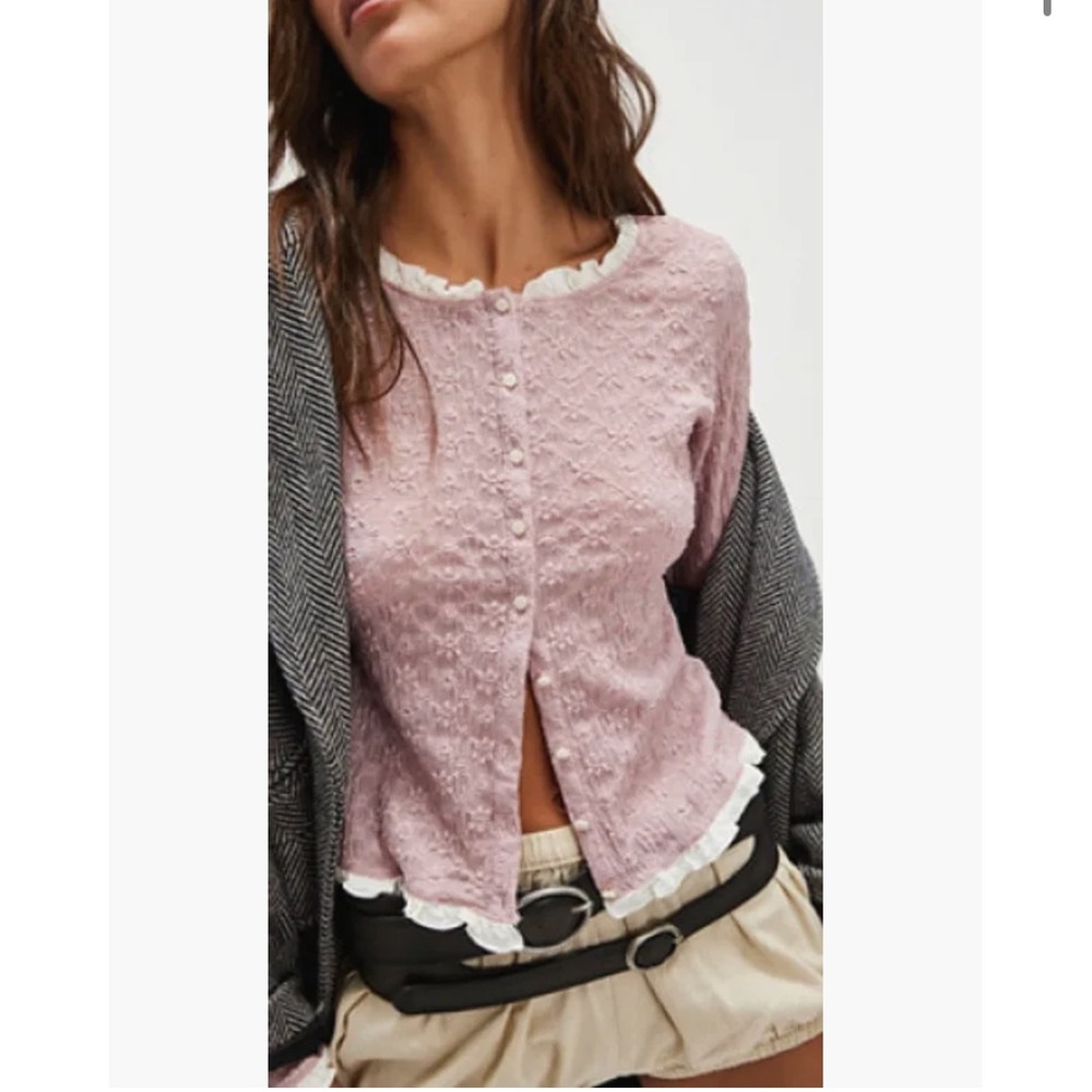 Free People Pink Textured Ruffle Cardigan Button Down Long Sleeve Top Women - Picture 1 of 10